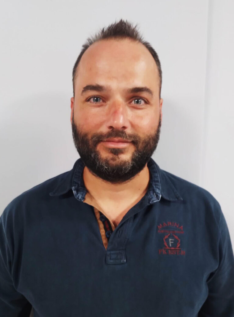 τσιχαραπης-Νικος