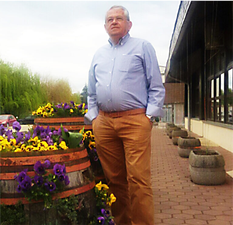 ΔΗΜΑΚΗΣ ΓΙΩΡΓΟΣ